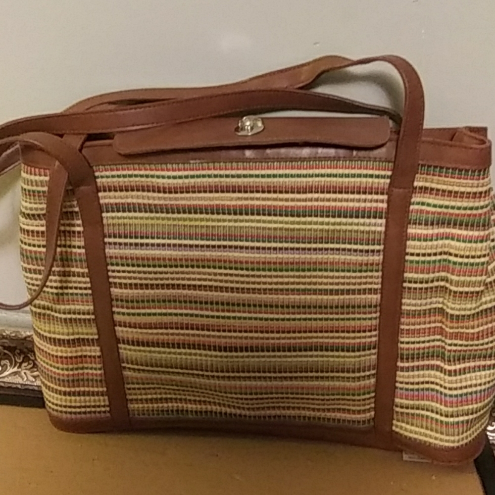 Purse - Picture 4 of 4
